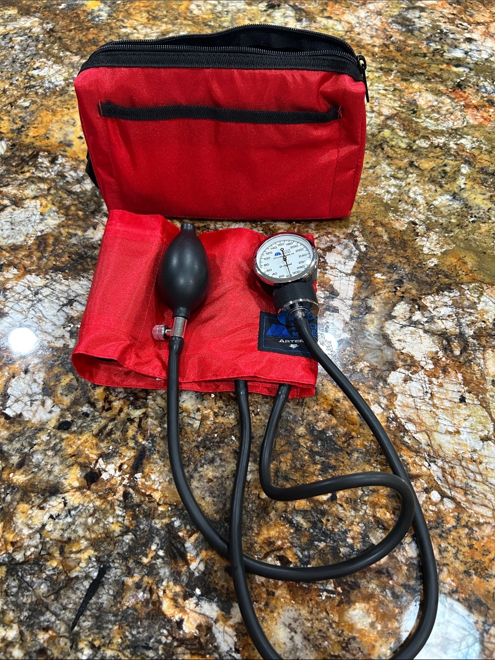 MABIS Matchmates Manual Blood Pressure Monitor Sphygmomanometer